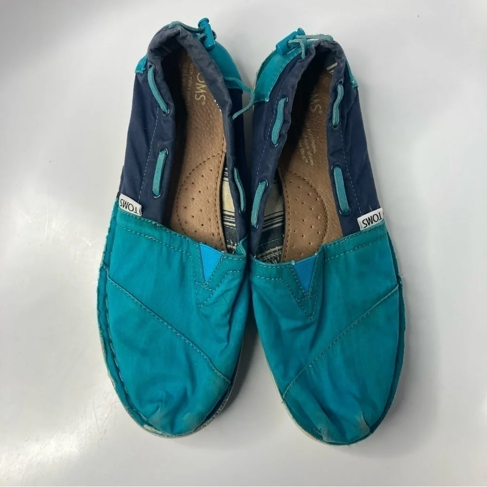 Toms color block slip on shoes‎ size 8